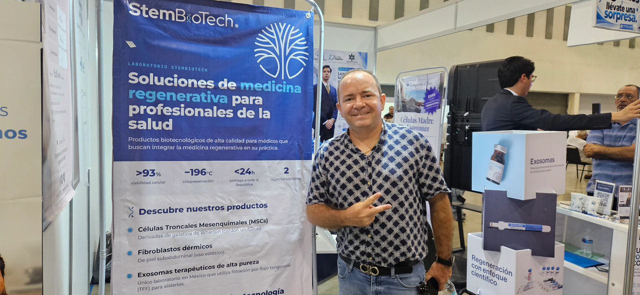 Stand de Stem BioTech con información de soluciones de medicina regenerativa para profesionales de la salud